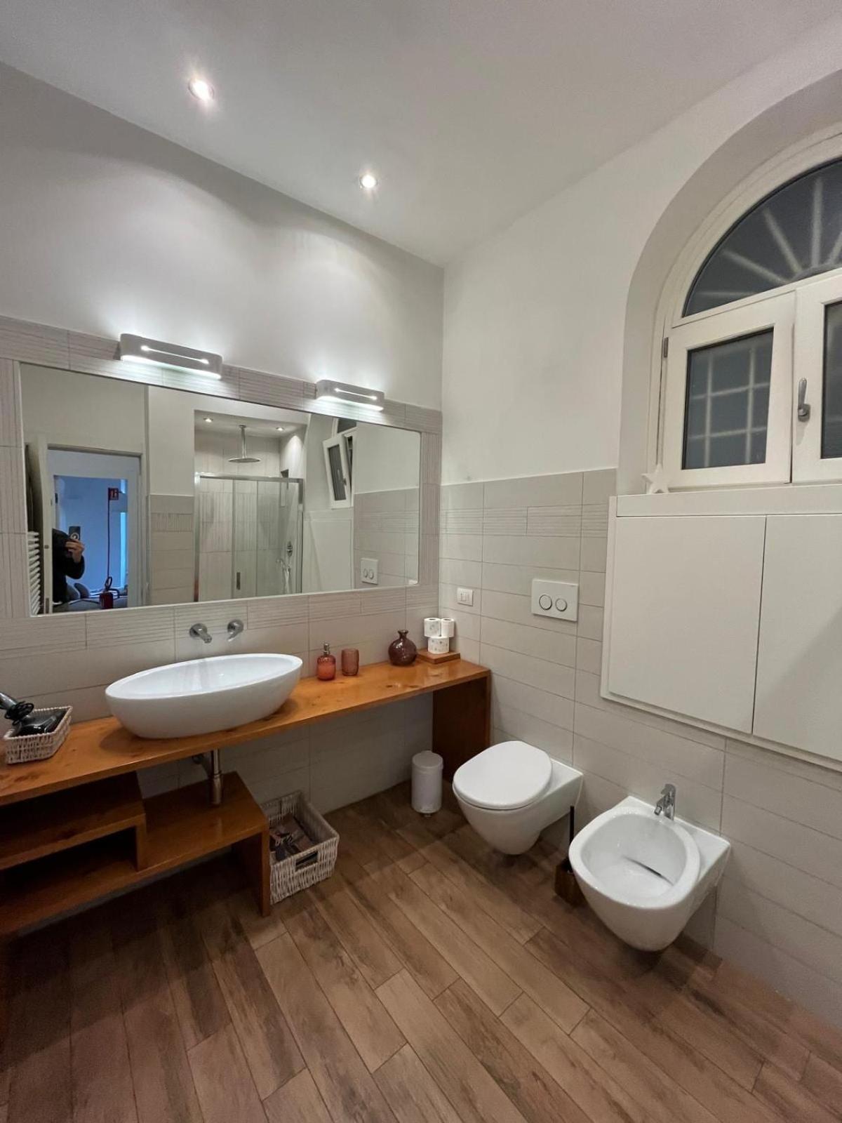 La Dolce Vita - Luxury Colosseum Boutique Apartment Rome Exterior photo